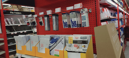 Office Supply Store «Staples», reviews and photos, 14497 Potomac Mills Rd, Woodbridge, VA 22192, USA