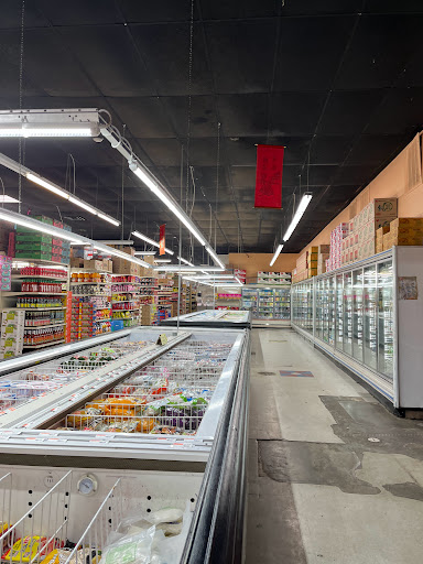 Asian Grocery Store «Viet Hoa Food Market», reviews and photos, 40 N Cleveland St, Memphis, TN 38104, USA