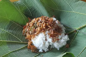 Warung Makan Sederhana Bpk.Slamet Bawon (Ponggol Jati) image