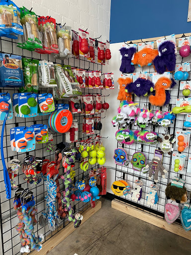 Pet Supply Store «Prime Pet», reviews and photos, 2505 E 6th St d, Austin, TX 78702, USA