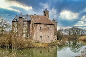Castle Waardenburg image