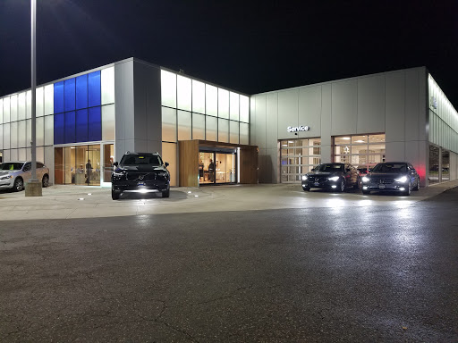 Car Dealer «Kline Volvo», reviews and photos, 3040 U.S Hwy 61, Maplewood, MN 55109, USA