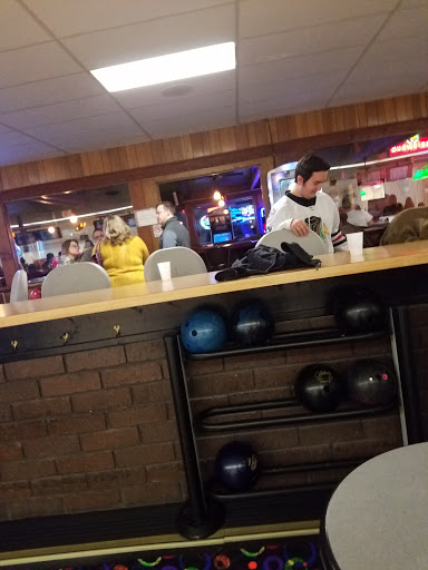 Bowling Alley «Lake Geneva Lanes», reviews and photos, 192 Main St, Lake Geneva, WI 53147, USA