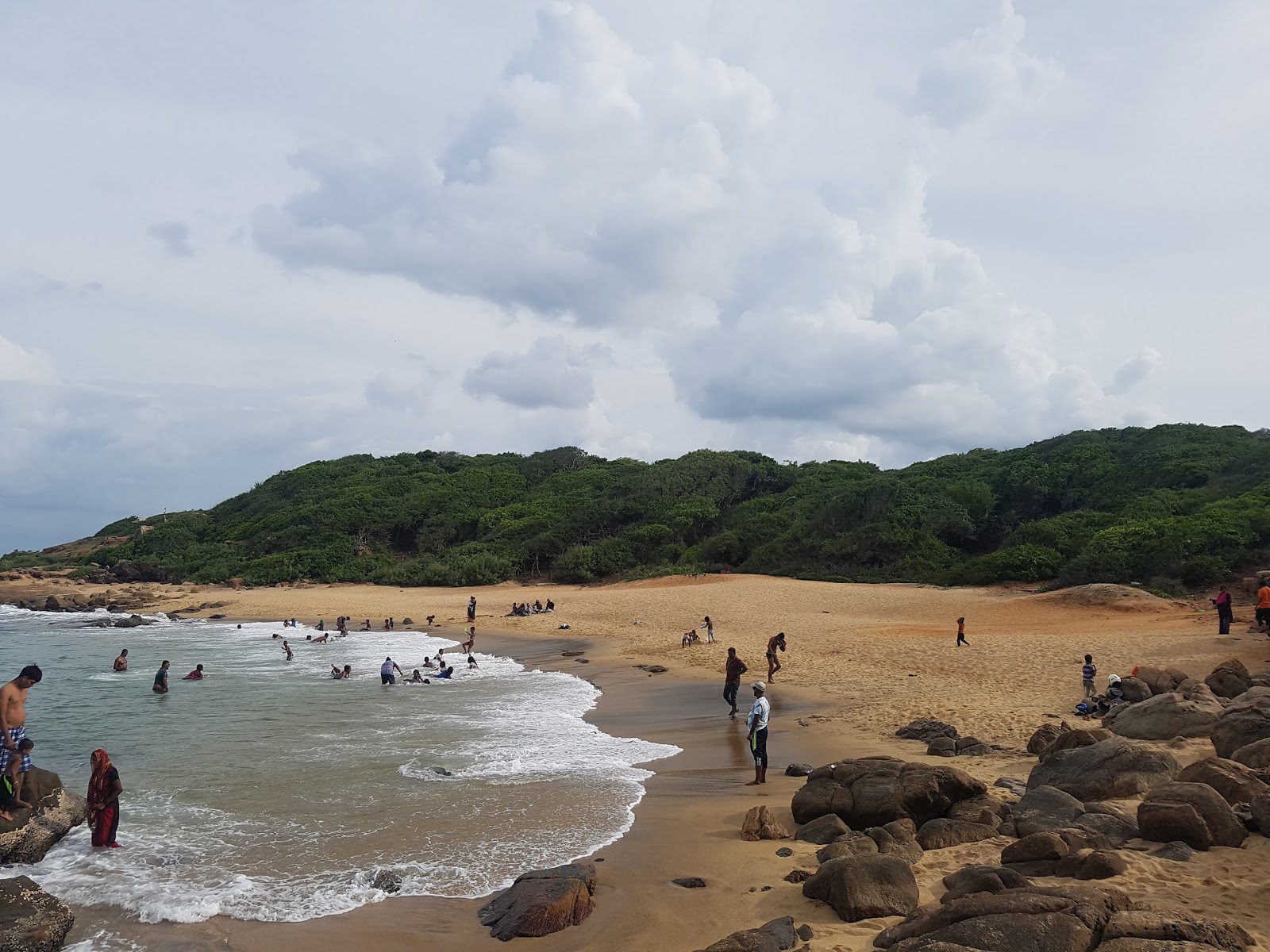 Foto di Arisi Malai Beach Hill con molto pulita livello di pulizia
