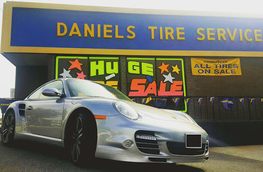 Tire Shop «Daniels Tire Service», reviews and photos, 2650 W Whittier Blvd, La Habra, CA 90631, USA