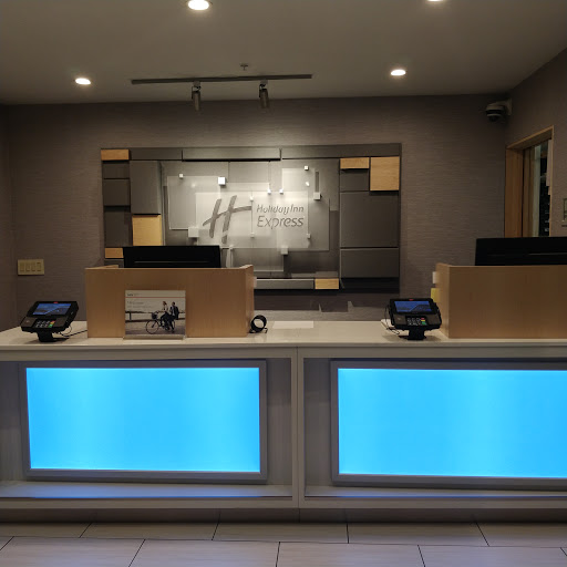 Holiday Inn Express West Sacramento - Capitol Area, an IHG Hotel image