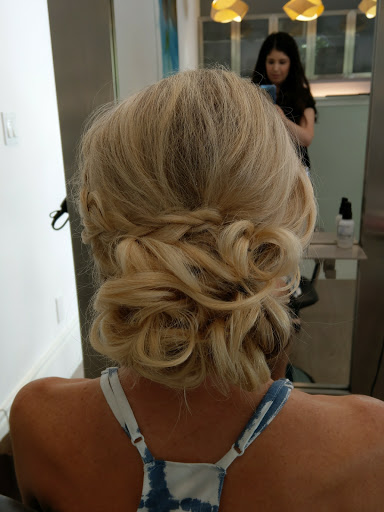 Beauty Salon «Brush Salon», reviews and photos, 322 Healdsburg Ave, Healdsburg, CA 95448, USA