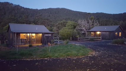 The Rustic Hut Bush Retreat