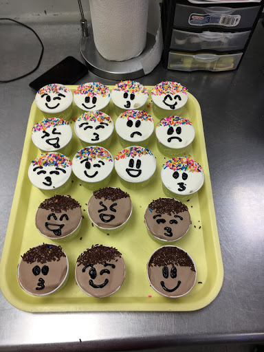 Ice Cream Shop «Carvel», reviews and photos, 324 NJ-33, Mercerville, NJ 08619, USA