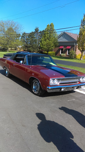 Car Dealer «Golling Chrysler Dodge Jeep Ram of Chelsea», reviews and photos, 1500 S Main St, Chelsea, MI 48118, USA