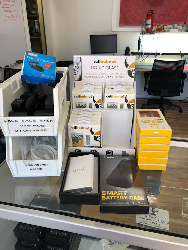 Mobile Phone Repair Shop «One Hour Device Repair», reviews and photos, 70 E Sunset Way, Issaquah, WA 98027, USA