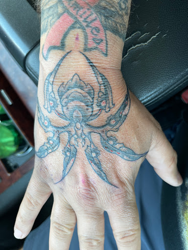 Explore pisces symbol tattoos ideas, creative tattoo ideas in Port Charlotte, available at Body Gallery Tattoo and Piercing Shop