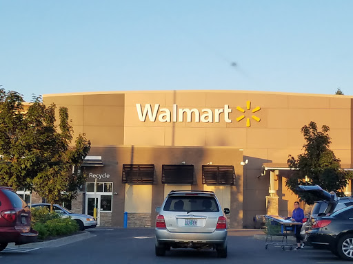 Department Store «Walmart Supercenter», reviews and photos, 4200 SE 82nd Ave, Portland, OR 97266, USA