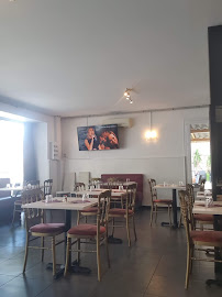 Atmosphère du AZURA Restaurant à Gaillac - n°4