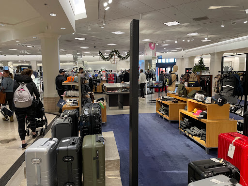 Department Store «Nordstrom», reviews and photos, 501 Garden State Plaza Blvd, Paramus, NJ 07652, USA