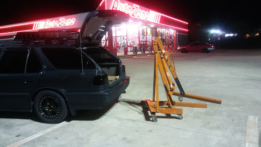 Auto Parts Store «AutoZone», reviews and photos, 901 Summit Ave, Greensboro, NC 27405, USA