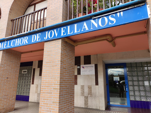 Colegio Universitario Melchor De Jovellanos en Santander