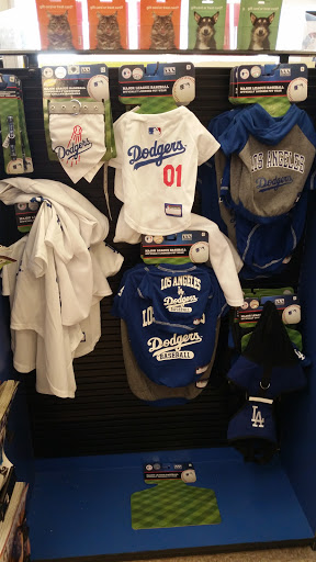 Pet Supply Store «PetSmart», reviews and photos, 10900 W Jefferson Blvd, Culver City, CA 90230, USA