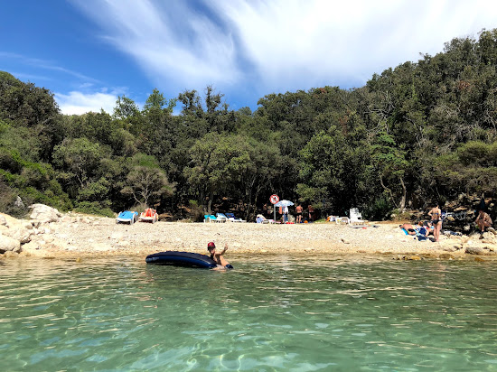 Jelenovica beach