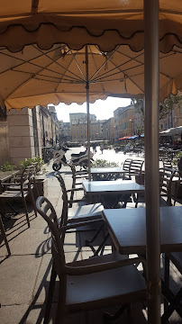 Atmosphère du Restaurant Bistrot l’Horloge à Marseille - n°8