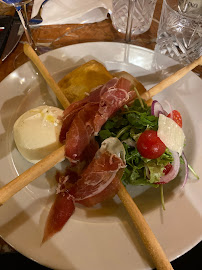 Prosciutto crudo du Restaurant italien Ragazzi Da Peppone à Saint-Médard-en-Jalles - n°5