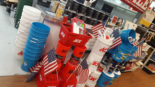 Hardware Store «Crown Ace Hardware», reviews and photos, 3107 East Coast Hwy, Corona Del Mar, CA 92625, USA