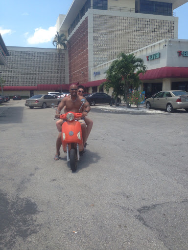 Scooter Rental Service «Hot Scooter Rental & Bicycles», reviews and photos, 2910 E Sunrise Blvd, Fort Lauderdale, FL 33304, USA