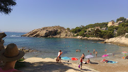 Cala Coveta Fuma'in fotoğrafı - rahatlamayı sevenler arasında popüler bir yer