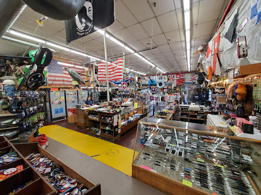 Sporting Goods Store «Andy & Bax Sporting Goods», reviews and photos, 324 SE Grand Ave, Portland, OR 97214, USA