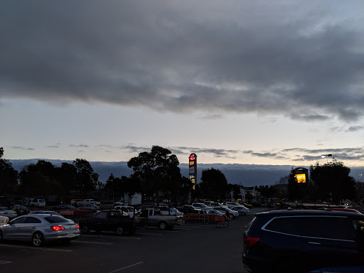 Shopping Mall «Ravenswood Shopping Center», reviews and photos, E Bayshore Rd, Palo Alto, CA 94303, USA