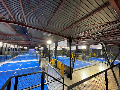Padel 3 à La Chapelle-Saint-Luc