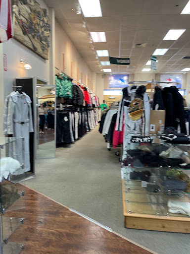 Sporting Goods Store «Peter Glenn Ski & Sports», reviews and photos, 2901 W Oakland Park Blvd, Fort Lauderdale, FL 33311, USA