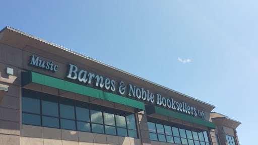 Book Store «Barnes & Noble», reviews and photos, 765 NJ-17, Paramus, NJ 07652, USA