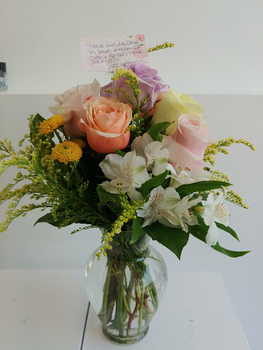 Florist «Plump Chicago Flower Shop», reviews and photos, 411 E Oakwood Blvd, Chicago, IL 60653, USA