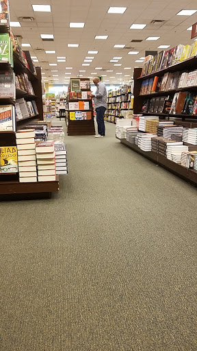 Book Store «Barnes & Noble», reviews and photos, 12193 Fair Lakes Promenade Dr, Fairfax, VA 22033, USA