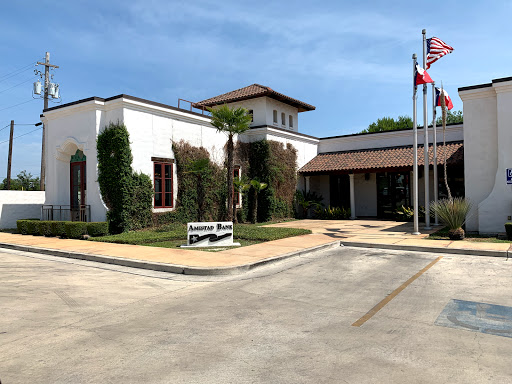 Amistad Bank in Del Rio, Texas