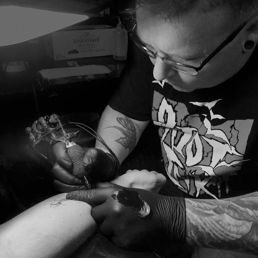 Tattoo Shop «Riot Ink Custom Tattoos», reviews and photos, 8761 Smoky Row Rd, Powell, OH 43065, USA