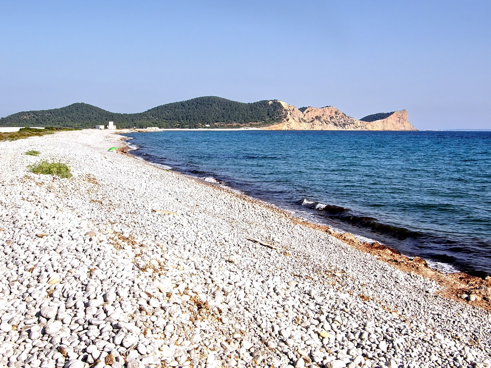 Foto van Platja des Codolar en de nederzetting