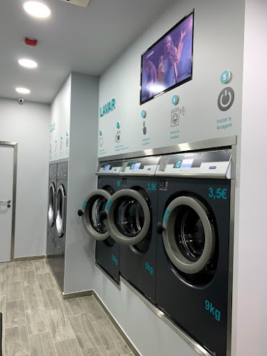 Laundry Spot - Lavandaria Self Service - Vila Nova de Gaia