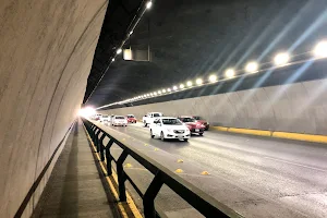 Tunel Loma Larga image