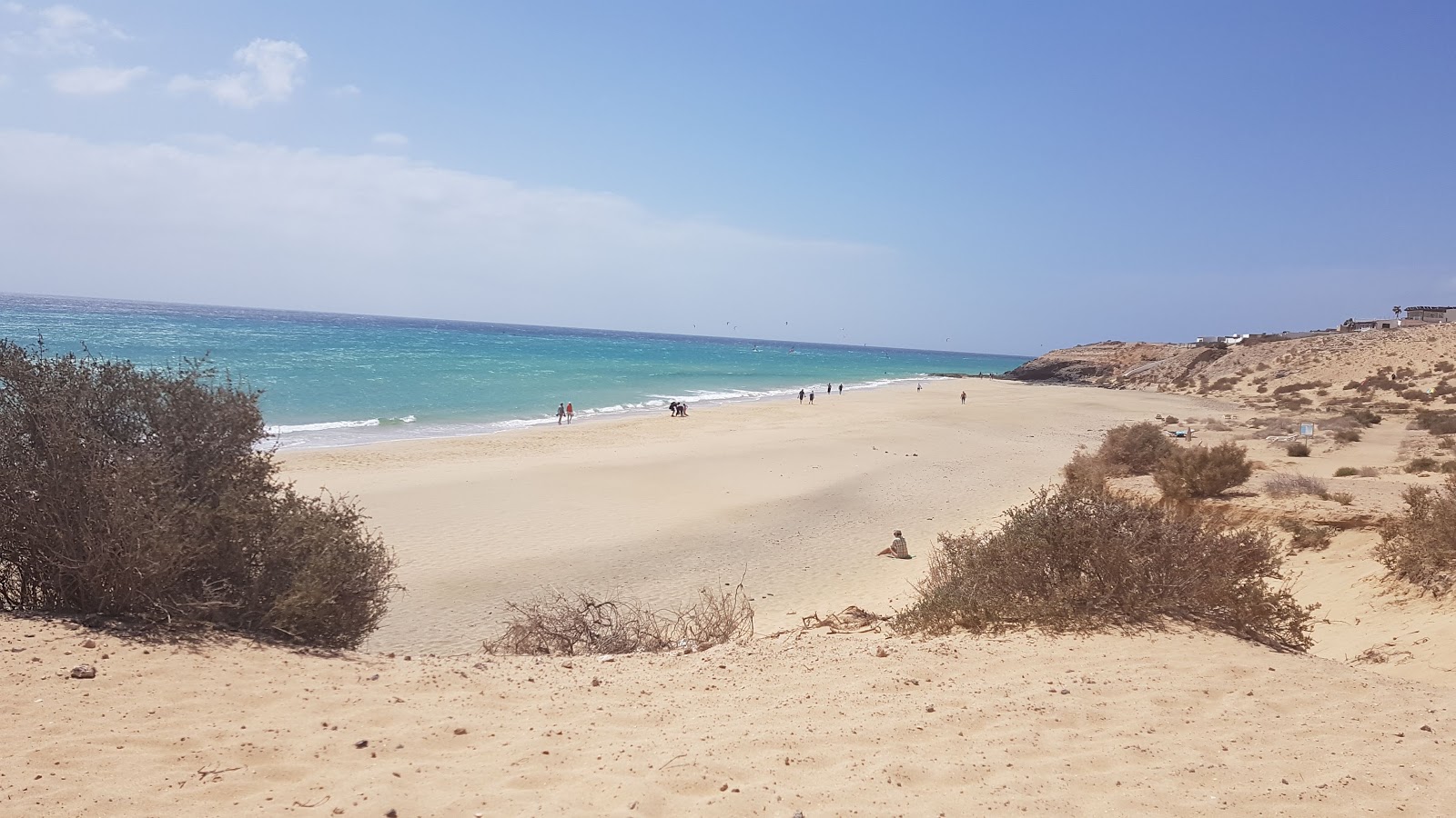 Foto av Esmeralda Stranden med hög nivå av renlighet