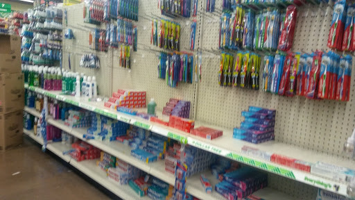 Dollar Store «Dollar Tree», reviews and photos, 2738 E 17th Ave, Springfield, TN 37172, USA