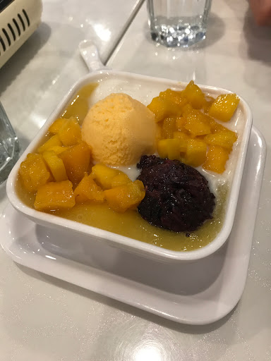 Dessert Shop «Honey Dessert Of Chicago», reviews and photos, 2229 S Wentworth Ave, Chicago, IL 60616, USA