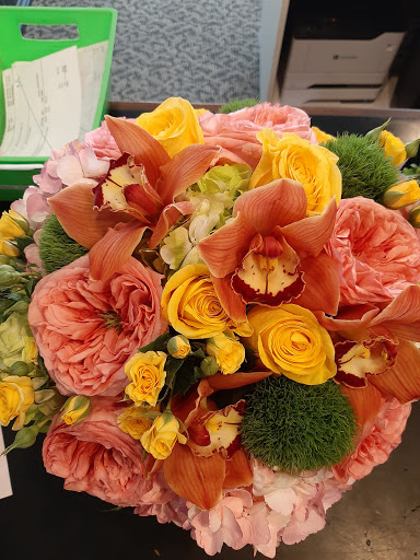 Florist «La Petite Florist & Gifts, Inc», reviews and photos, 770 S Brea Blvd # 105, Brea, CA 92821, USA