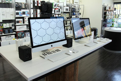 Computer Store «PowerMax Retail Store», reviews and photos, 8553 SW Main St #100, Wilsonville, OR 97070, USA