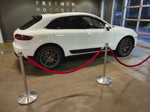 Used Car Dealer «Freeman Motor Company», reviews and photos, 7524 SW Macadam Ave, Portland, OR 97219, USA