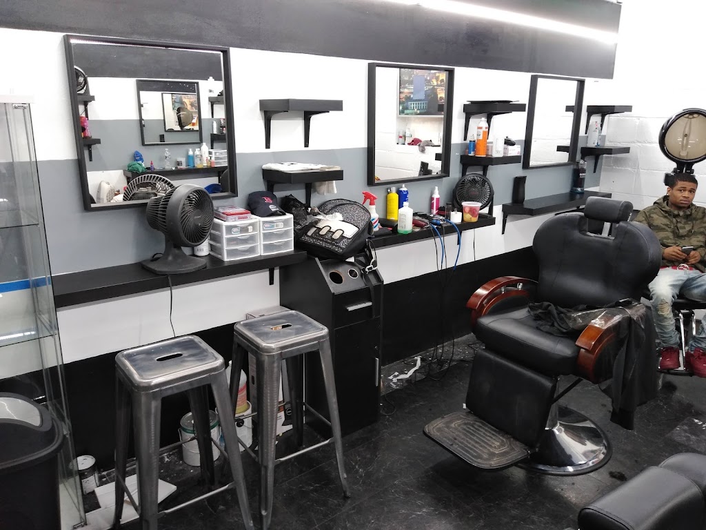 CUT CREATERS SALON SUITES 30313