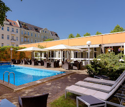 Schlosspark-Hotel photo