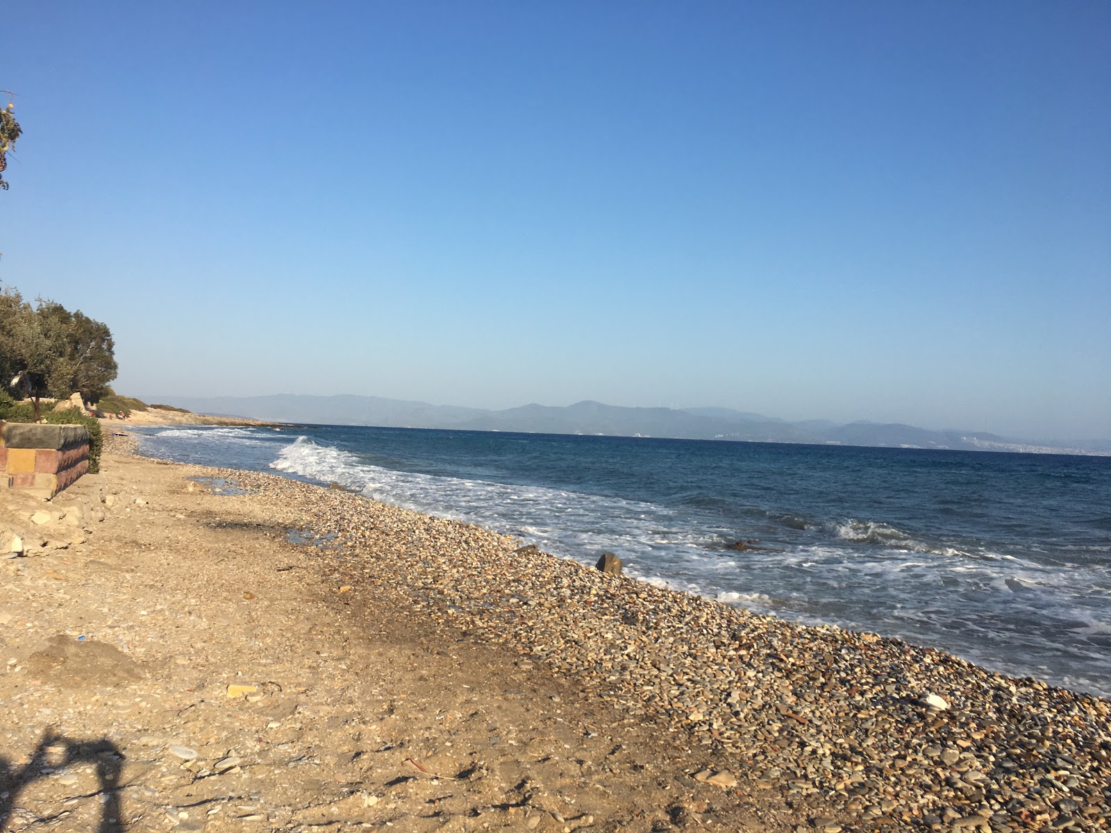 Ahmetbeyli Plaji II的照片 带有宽敞的海岸