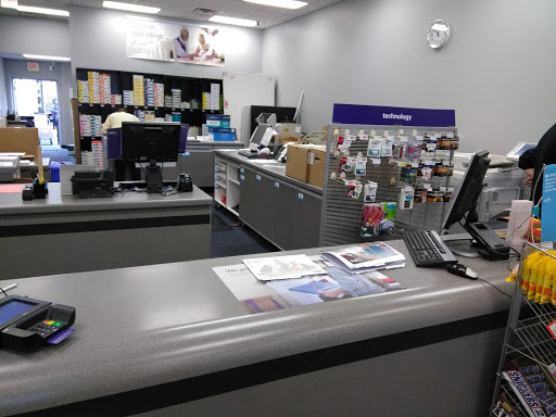 Print Shop «FedEx Office Print & Ship Center», reviews and photos, 8707 SW Tualatin-Sherwood Rd, Tualatin, OR 97062, USA